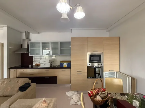 Tirane, shitet apartament 2+1+Aneks+Ballkon Kati 5, 119 m² 210.000 € (Tregu Elektrik)