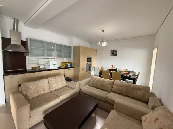 Tirane, shitet apartament 2+1+Aneks+Ballkon Kati 5, 119 m² 210.000 € (Tregu Elektrik)