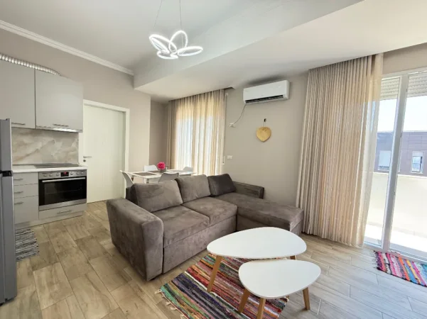 Tirane, jepet me qera apartament 1+1+Ballkon Kati 9, 65 m² 635 € (rruga dibres)