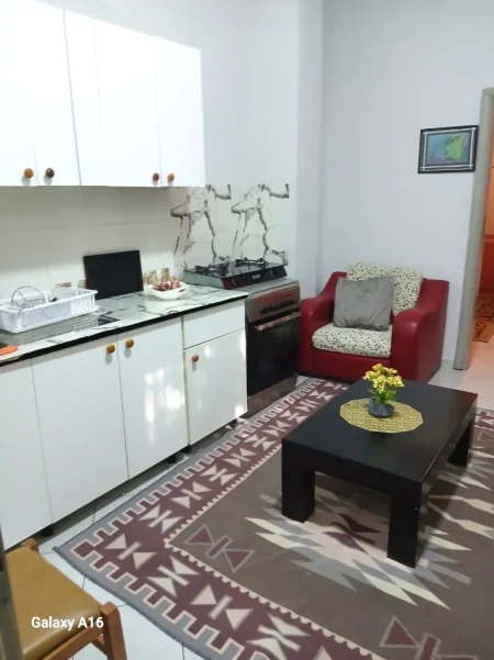 🏠 Jepet me Qera Apartament 1+1 pranë Selvisë ne Qender te Tiranes,   400 MIJE LEKE