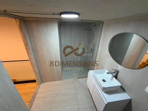 Tirane, jepet me qera apartament Dublex Kati 2, 62 m² 550 € (pallati me shigjeta)
