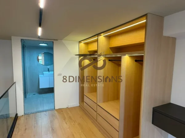 Tirane, jepet me qera apartament Dublex Kati 2, 62 m² 550 € (pallati me shigjeta)