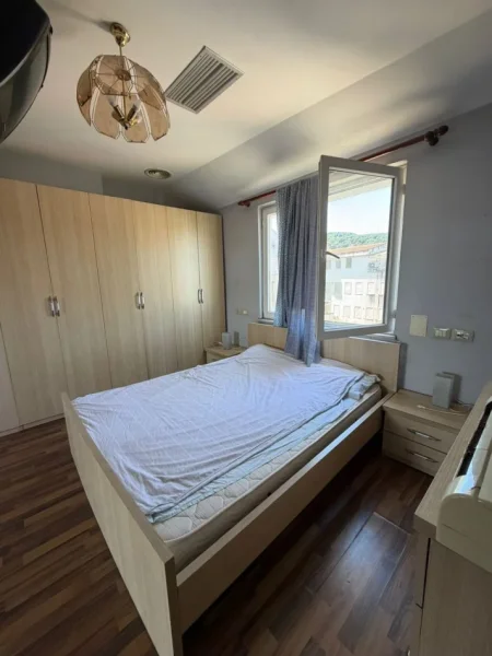 Tirane, shitet apartament 3+1 Kati 5, 219 m² 323.500 € (Kodra e Diellit 1)