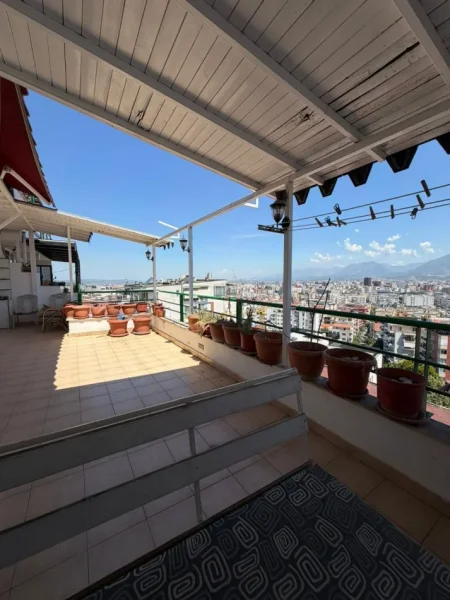 Tirane, shitet apartament 3+1 Kati 5, 219 m² 323.500 € (Kodra e Diellit 1)