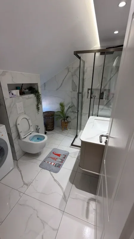 Tirane, shitet apartament Vile 3 Katshe , 330 m² 570.000 € (SIRI KODRA)