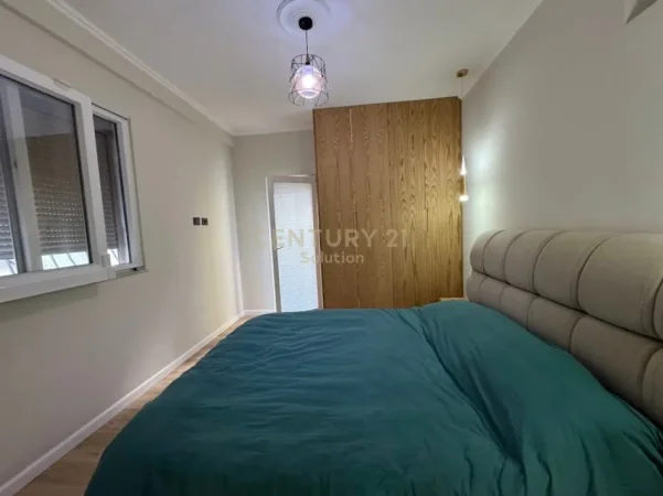 Tirane, shes apartament 2+1 Kati 1, 81 m² 170.000 € (Rruga Eleonora)