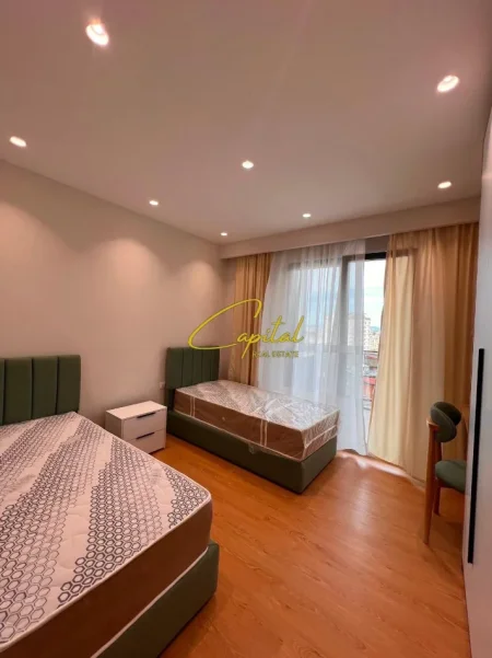 Tirane, jepet me qera apartament 2+1 Kati 7, 100 m² 750 € (DON BOSKO)