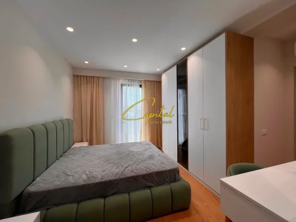 Tirane, jepet me qera apartament 2+1 Kati 7, 100 m² 750 € (DON BOSKO)