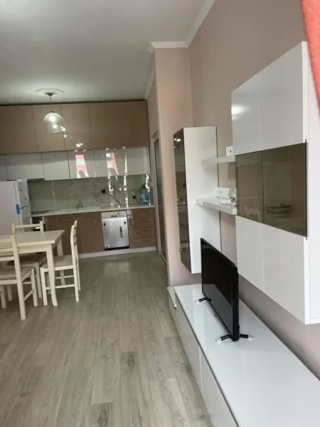 Tirane, jepet me qera apartament 1+1 Kati 3, 60 m² 500 € (Astir)