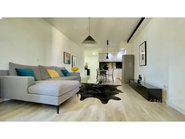 Tirane, jap me qera apartament 1+1 Kati 2, 76 m² 650 € (Rruga e Kavajes)