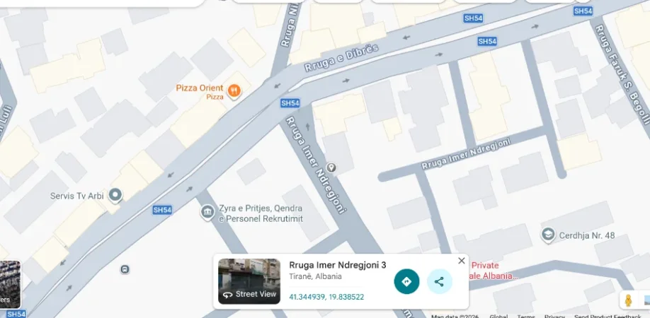 Tirane, shitet dyqan Kati 0, 40 m² 120.000 € (Rruga Imer Ndregjoni)