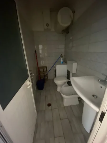 Tirane, jepet me qera apartament 1+1 Kati 2, 60 m² 330 € (Astir)