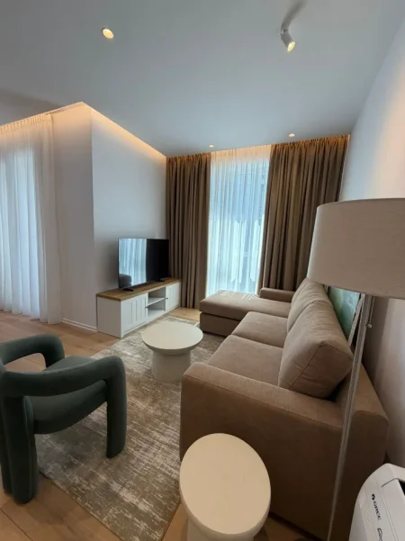 Tirane, jepet me qera apartament 1+1+Ballkon Kati 2, 70 m² 105.000 Leke (Parkim i Perfshire ne Cmim )