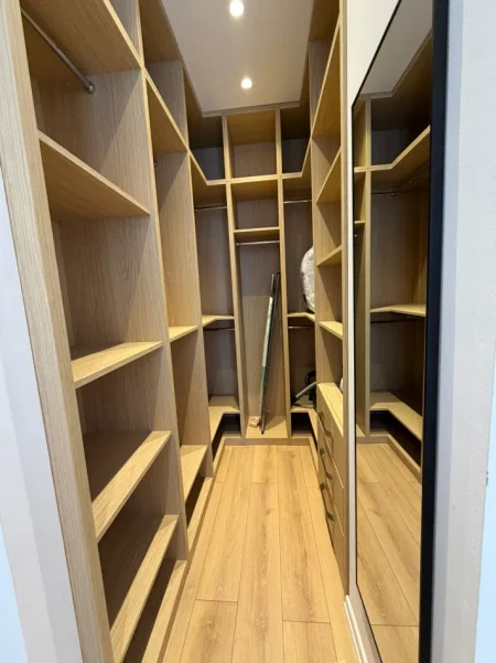 Tirane, jepet me qera apartament 1+1+Ballkon Kati 6, 70 m² 105.000 € 