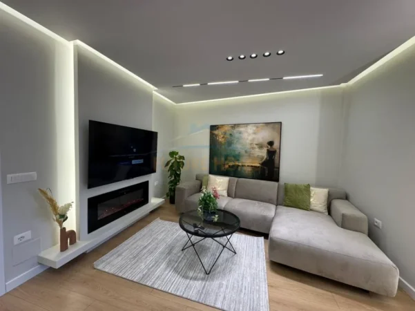 Tirane, shitet apartament 2+1+Ballkon Kati 8, 116 m² 280.000 € (Zogu i Zi)