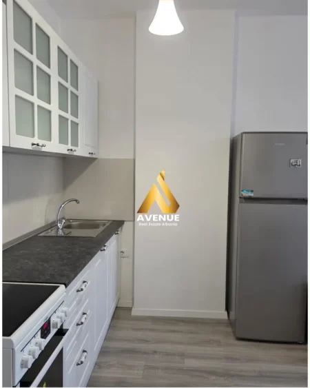 Tirane, jepet me qera apartament 1+1+Ballkon , 70 m² 60.000 € (Rruga Dritan Hoxha)