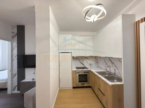 Tirane, shitet apartament 1+1 Kati 6, 163.000 € (unaza e re)