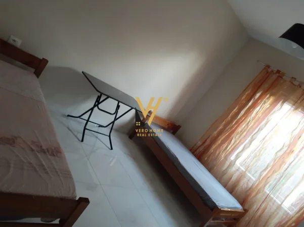 Tirane, jepet me qera apartament 3+1+Ballkon Kati 3, 115 m² 570 € (RRUGA E ELBASANIT)