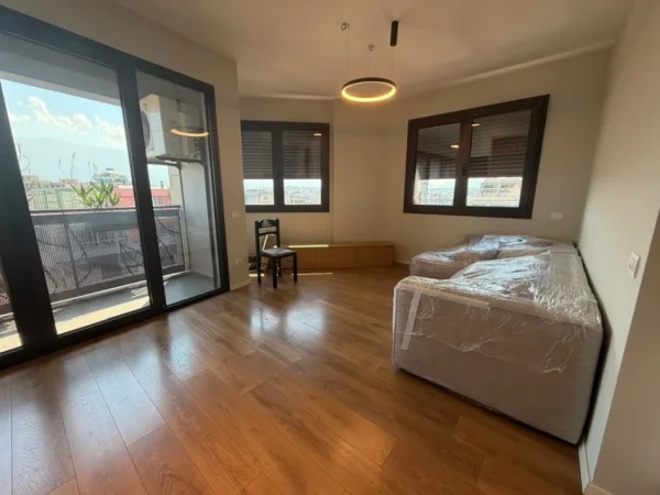 Tirane, jepet me qera apartament 2+1 Kati 8, 90 m² 1.600 € (Rruga e Barrikadave TERRA143160)