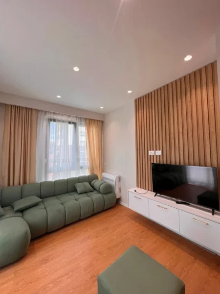 Tirane, jepet me qera apartament 2+1 Kati 6, 100 m² 750 € (Don Bosko)