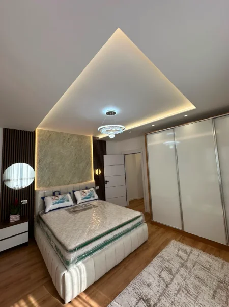 Tirane, shitet apartament 2+1+Aneks+Ballkon Kati 7, 116 m² 255.000 € (Pallati me Shigjeta)