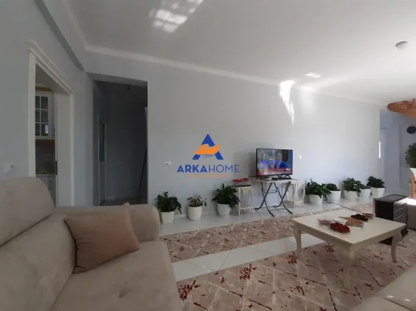 Tirane, jepet me qera Vile Vile 2 Katshe Kati 2, 160 m² 1.585 € 