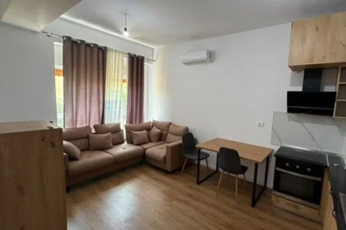Tirane, jepet me qera apartament 1+1 Kati 4, 50 m² 370 € (KOMPLEKSI KAIMI, TIRANA( 530581012-27))