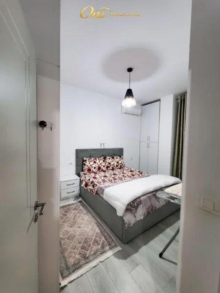 Tirane, jepet me qera apartament 1+1 Kati 2, 58 m² 670 € (KIKA 2)