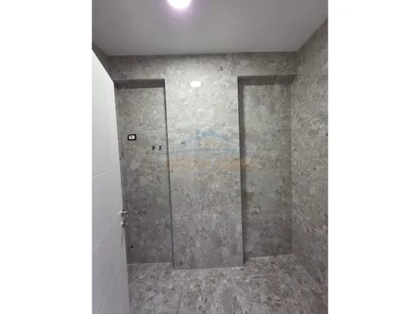 Tirane, shitet apartament 2+1 Kati 6, 110 m² 155.000 € (Fresk)
