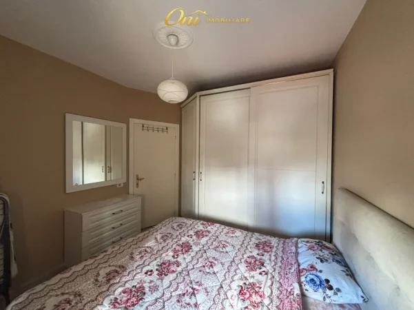 Tirane, jepet me qera apartament 1+1 Kati 7, 56 m² 600 € (RRUGA E KAVAJES)