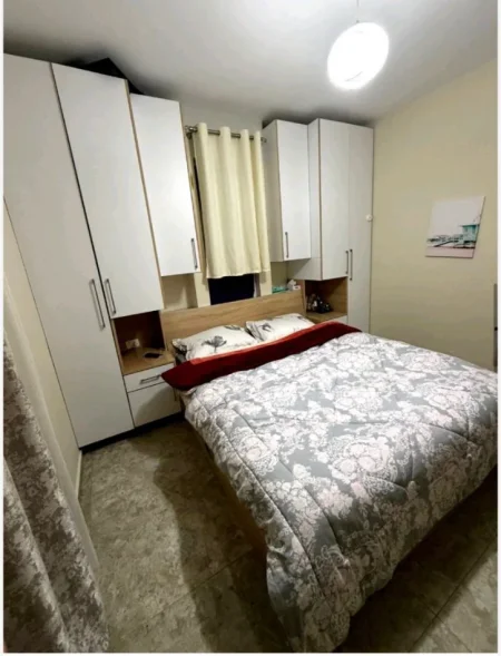 Tirane, jepet me qera apartament 1+1 Kati 6, 60 m² (ish fusha e aviacionit)