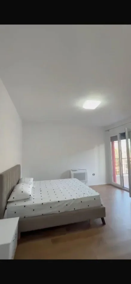 Tirane, jepet me qera apartament 2+1 Kati 5, 115 m² 400 € (Paskuqan)
