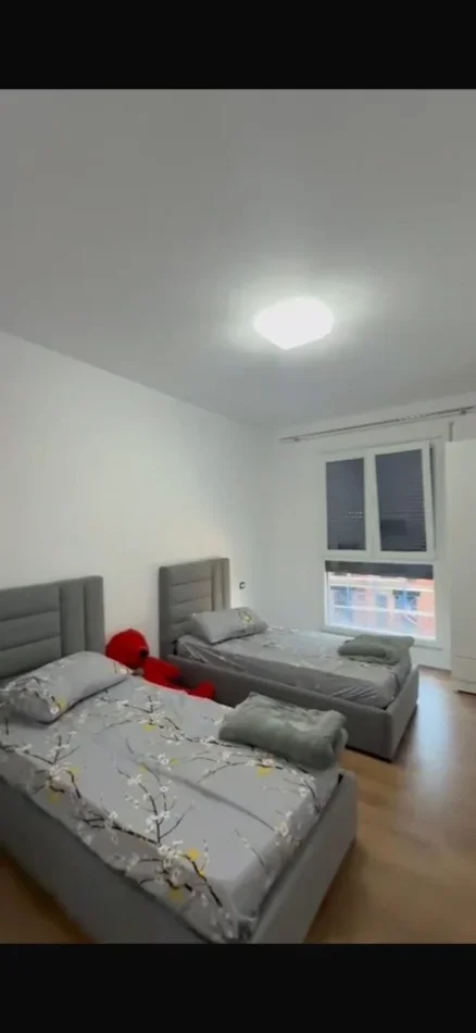 Tirane, jepet me qera apartament 2+1 Kati 5, 115 m² 400 € (Paskuqan)