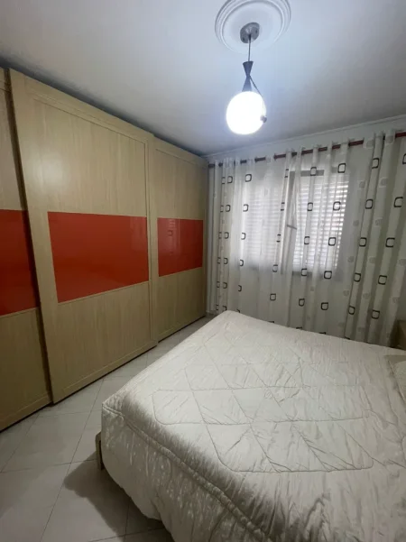 Tirane, jepet me qera apartament 2+1 Kati 2, 80 m² 525 € (rruga  egnatia)