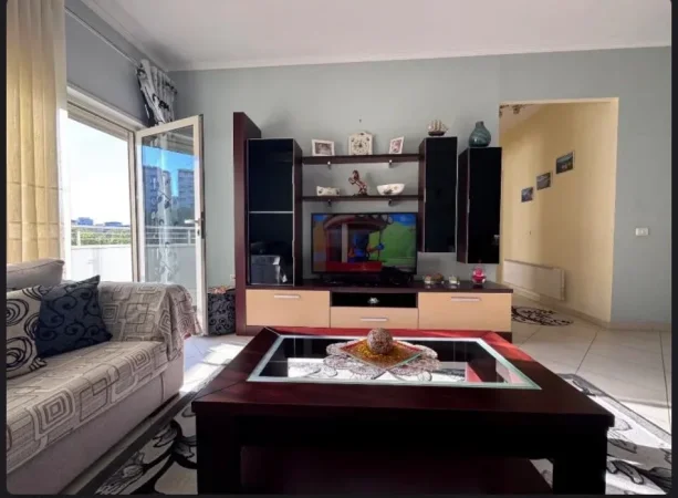 Tirane, jepet me qera apartament 2+1 Kati 2, 105 m² 950 € (KOPSHTI BOTANIK)