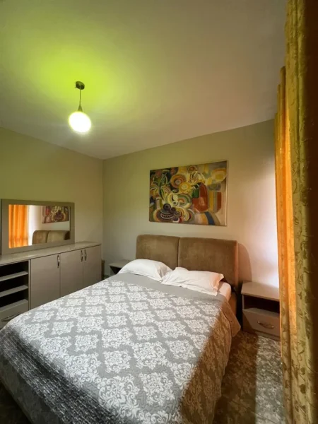 Tirane, shitet apartament 2+1 Kati 1, 92 m² 215.000 € (komuna parisit)