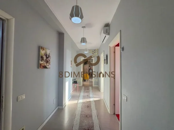 Tirane, shitet apartament 3+1+Ballkon Kati 4, 165 m² 250.000 € (astir)