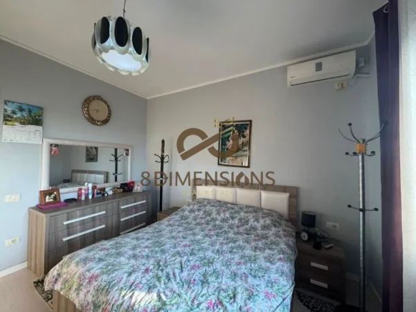 Tirane, shitet apartament 3+1+Ballkon Kati 4, 165 m² 250.000 € (astir)