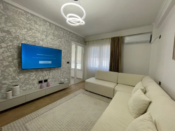 Tirane, shitet apartament 1+1 Kati 5, 67 m² 121.000 € (Astir)