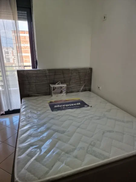 Tirane, jepet me qera apartament 1+1 Kati 7, 65 m² 400 € (ASTIR)