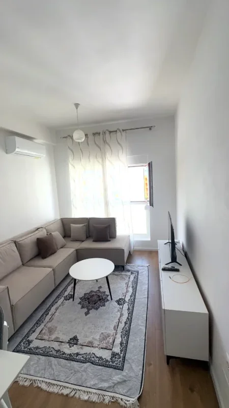 🏠 Jepen me Qera 2 Apartamente tek Rezidenca Kadiu ne  Ali Demi,  450 MIJE LEKE