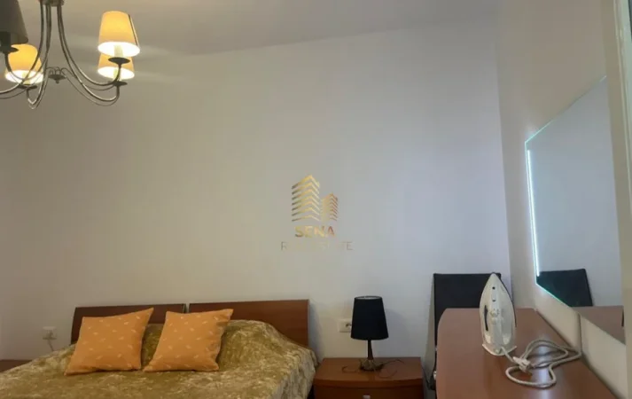 Tirane, jepet me qera apartament 2+1 Kati 1, 80 m² 550 € (5 Maji)