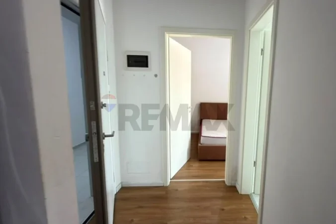 Tirane, jepet me qera apartament 1+1 Kati 4, 50 m² 370 € (tirane)
