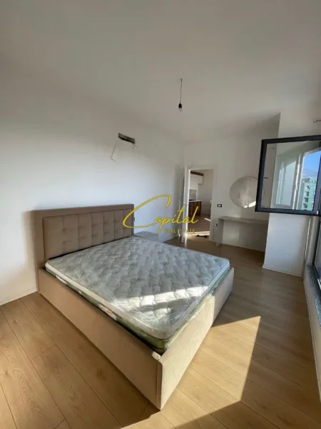Tirane, jepet me qera apartament 1+1 Kati 9, 70 m² 550 € (BULEVARDI I RI)