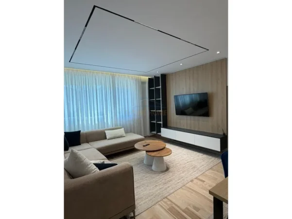 Tirane, jepet me qera apartament 2+1+Aneks+Ballkon Kati 2, 103 m² 1.100 € (Liqeni i Thate)