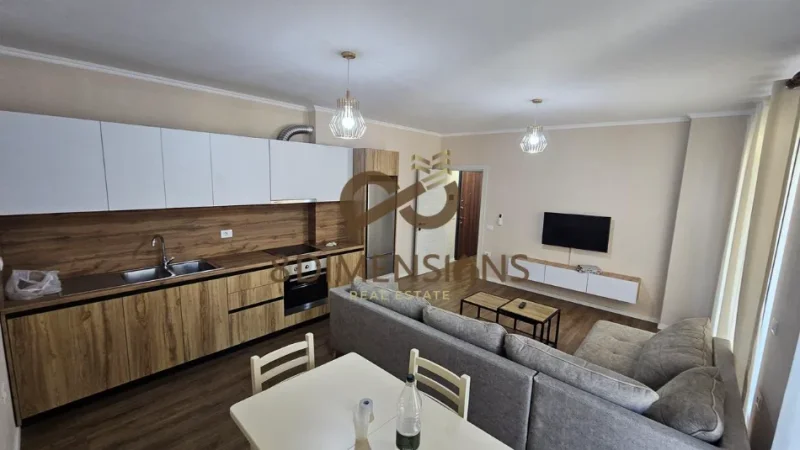 Tirane, jepet me qera apartament 2+1+Ballkon Kati 3, 62 m² 400 € (paskuqan)