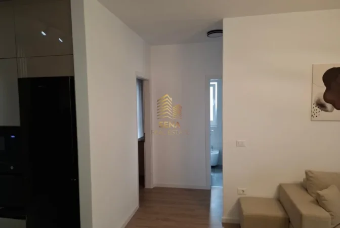 Tirane, jepet me qera apartament 2+1+Ballkon Kati 6, 87 m² 650 € (Kompleksi Aura)
