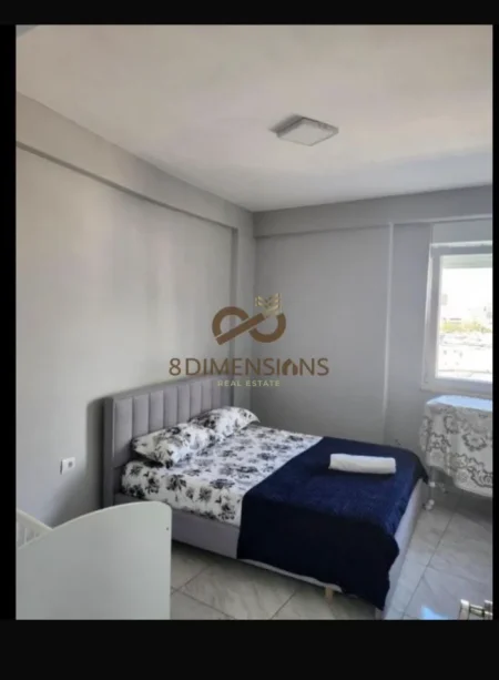 Tirane, jepet me qera apartament 1+1+Ballkon Kati 7, 50 m² 800 € (komuna e parisit)
