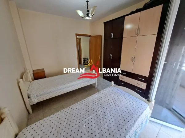 Tirane, jepet me qera apartament 2+1+Ballkon Kati 5, 100 m² 500 € 