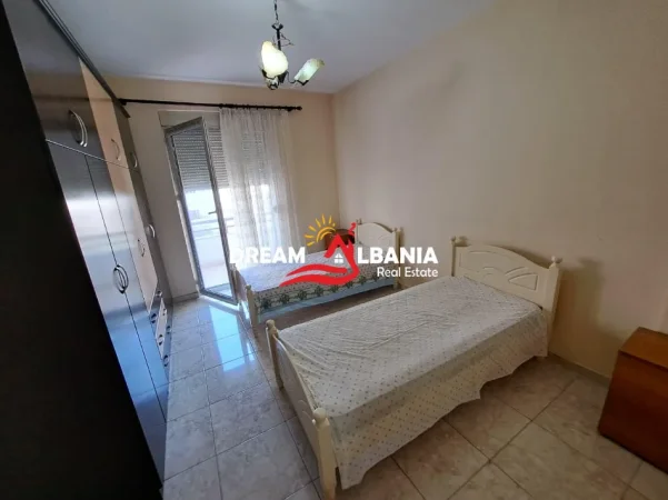 Tirane, jepet me qera apartament 2+1+Ballkon Kati 5, 100 m² 500 € 